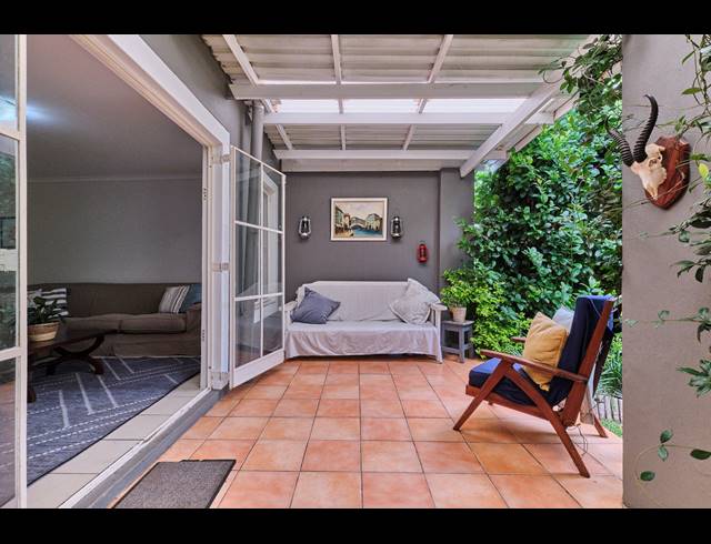 3 BEDROOM SIMPLEX RENTED IN PRESIDENT RIDGE